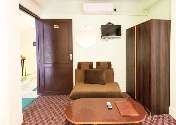 Yeti Cozy Hotel