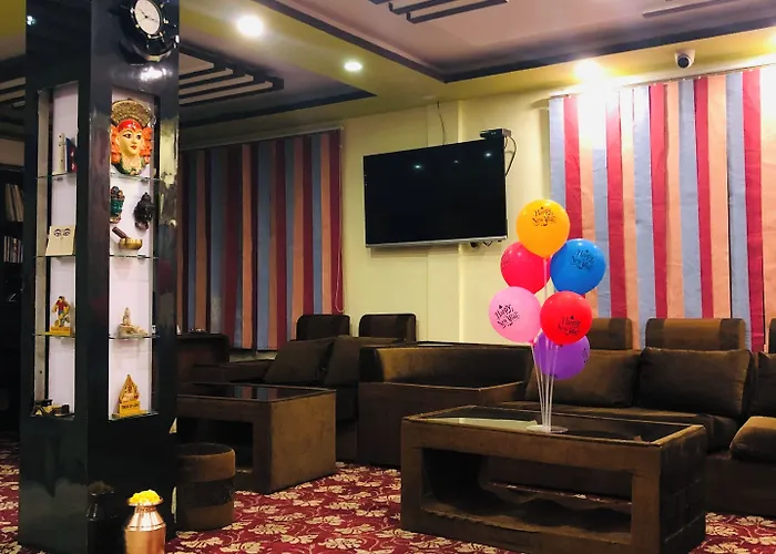 Hotel Yeti Cozy 5*
