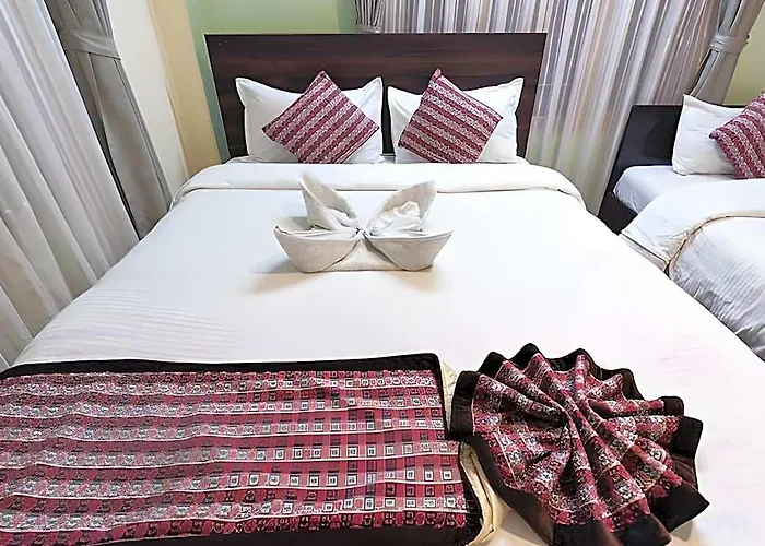 Hotel Yeti Cozy 5*